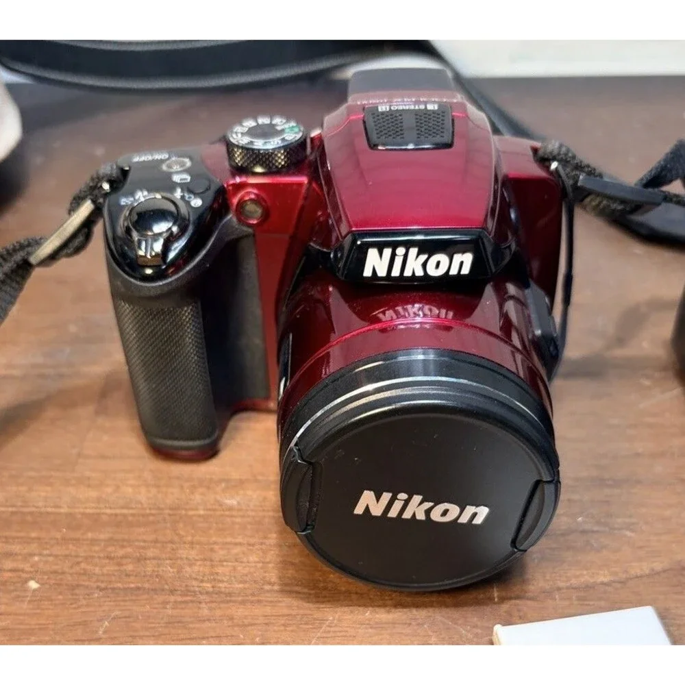 Nikon COOLPIX P500 12.1MP Digital Camera Bundle 2 Batteries Charger 4gb Card